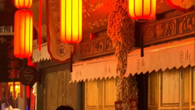 Beijing Hutong Walk and Peking Duck Evening Guide