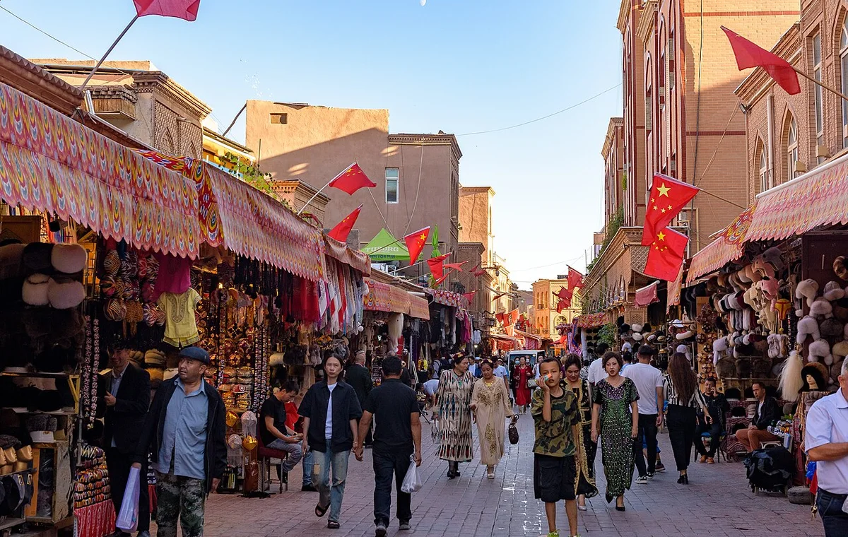 Market street in Kashgar old town