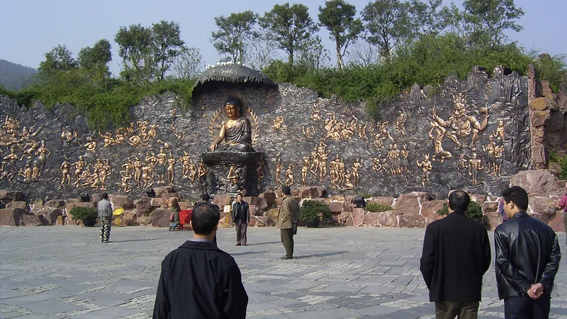 Wuxi Lingshan Grand Buddha and Nianhua Bay: Is a Day Trip from Shanghai Worth It?